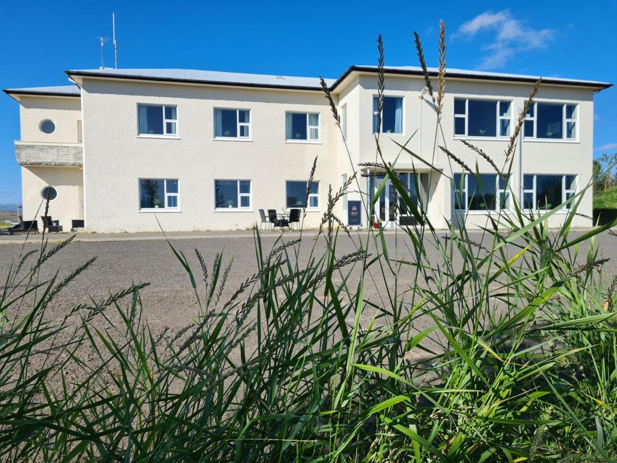 Hlin Guesthouse Varmahlid  Exterior photo